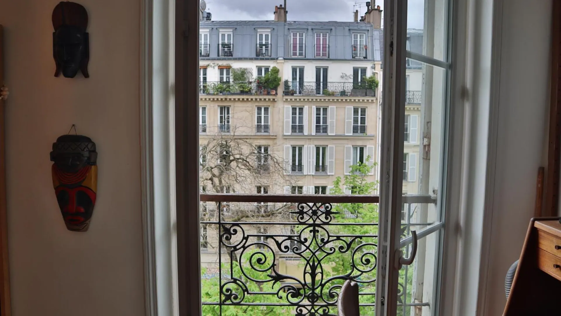 Chaleureux Studio Parisien Apartment