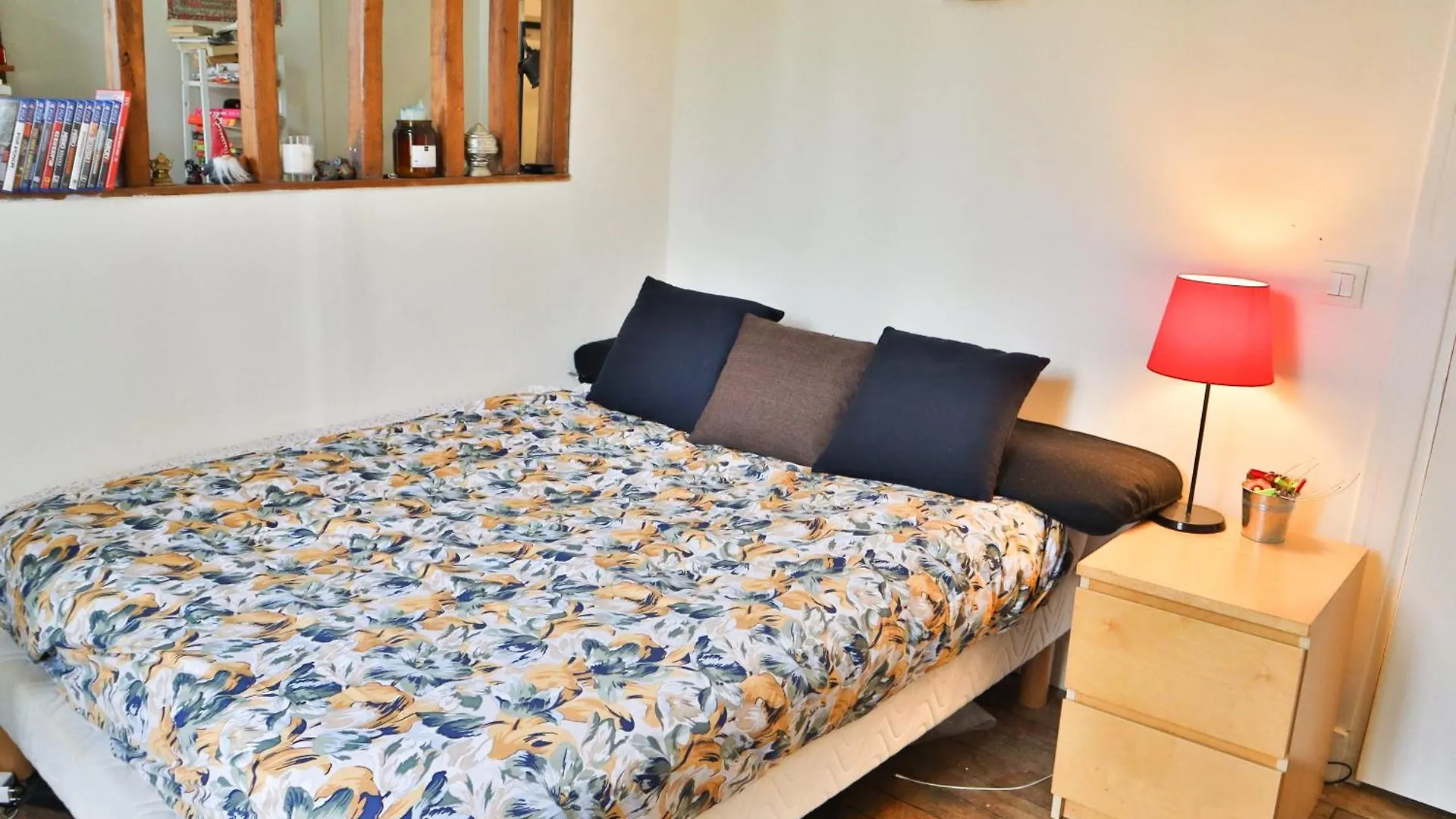 Chaleureux Studio Parisien Apartment 0*, Paris France